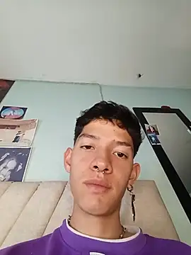 دردشة heyy_noah11 الجنسية المباشرة
