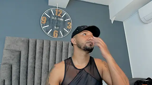 Czat XXX na żywo – Robin_Rief