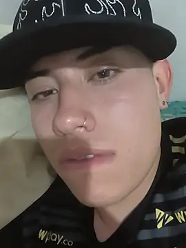 Thiagoo_Vega Chat XXX live