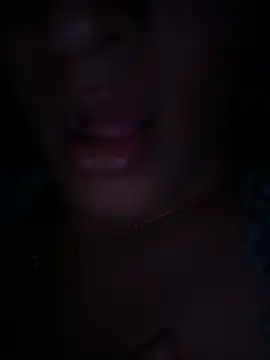 Priyanka011n Webbikameraesitys