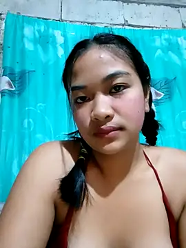XXX chat uživo modela Maic204