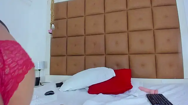 دردشة BiancaaRossii الجنسية المباشرة