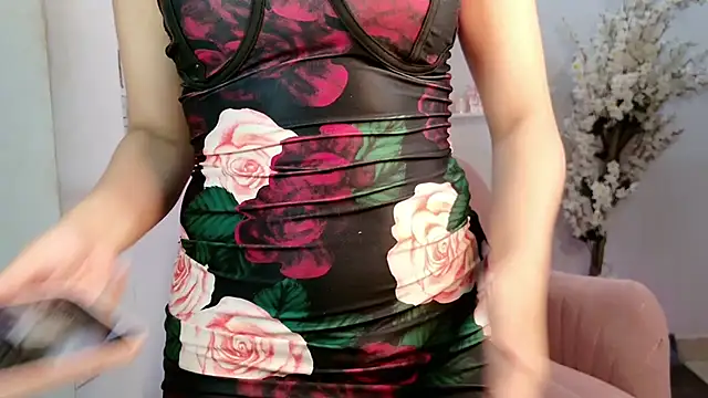 XXX chat uživo modela Satin___baby