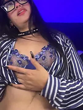 Cris_BDSM Chat XXX in diretta