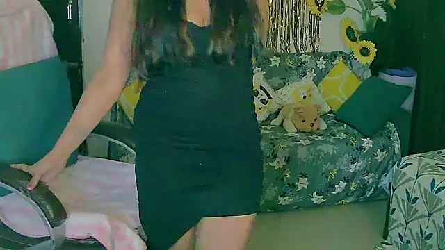 Cute-Tara 现场XXX聊天