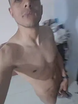 andycalis_97 网络视讯表演