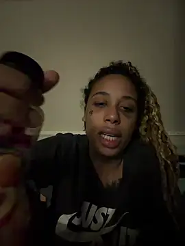 Webkamerová show Kira_nyxx