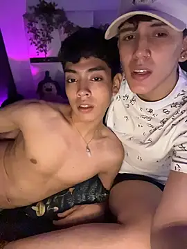 Show Webcam de Poison_Boys