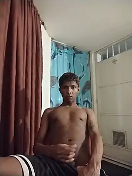 Mack_tomn Webbikameraesitys
