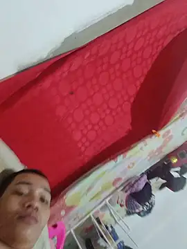 Drestinta webcam show