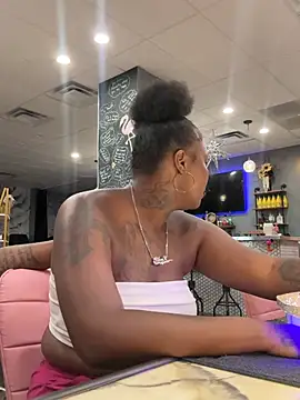 Tattedupdek Show in webcam