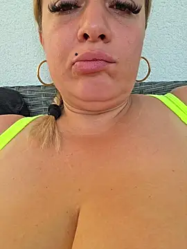 RuxyHuge42ETT webcam show