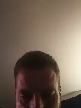 Travis212121's Webcam Show