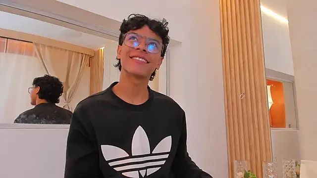 adams_bobbyのウェブカメラショー