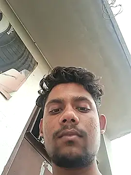 ProperCoach18 Show in webcam
