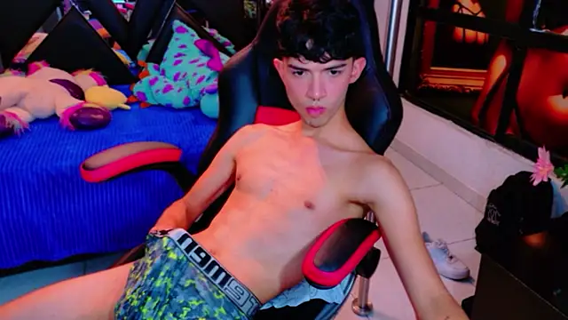 LiamHeatx – webcam-show