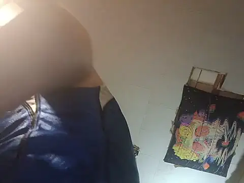 Stroudiowa72 Show in webcam