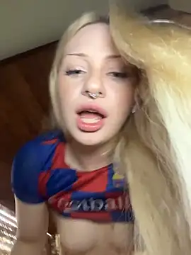 DayaFoxy Show in webcam