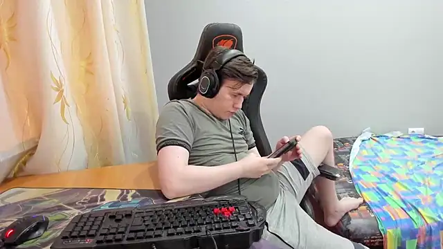 Webkamerová show iliaskrislove