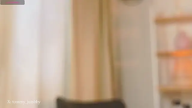 Tommyfoxboy webcam show