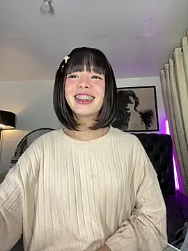 Pumi_akiko's Webcam Show