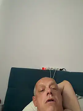 Webkamerová show Jaropol