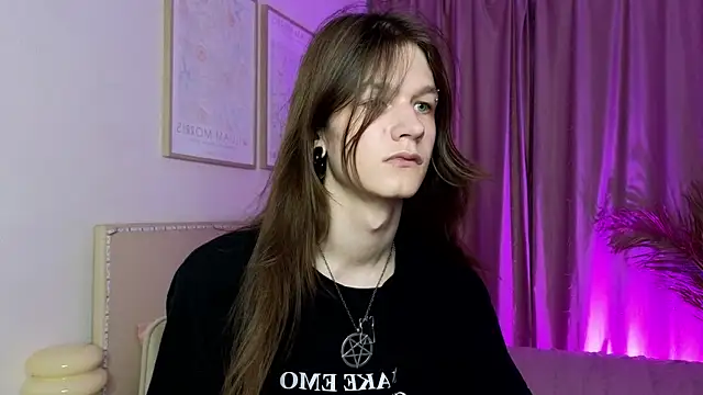 l1l2th: вебкам-шоу