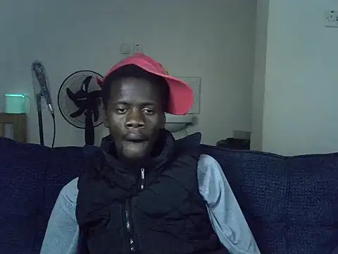 Thee_Biggestn Webbikameraesitys