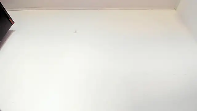 nahomyrusell_ Adlı Modelin Web Kamerası Şovu