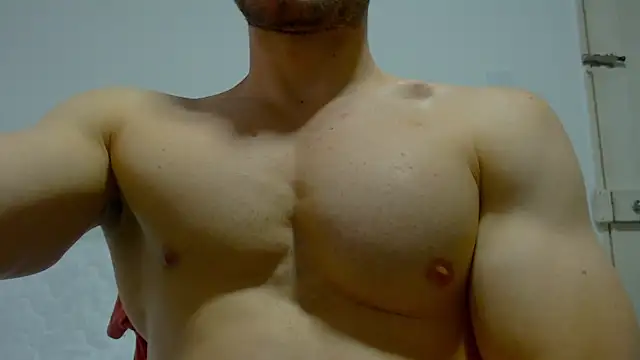 Rocky_Muscle Adlı Modelin Web Kamerası Şovu