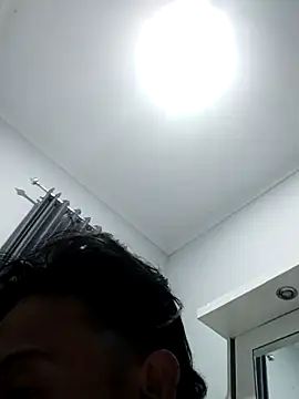 Dwirosebig 在線直播表演