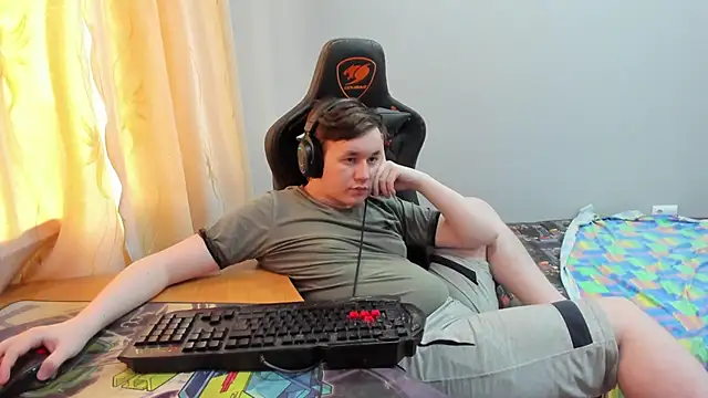 Show modela iliaskrislove na web-kameri