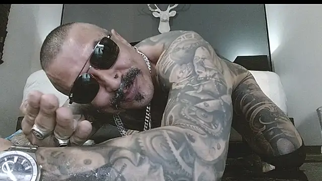 danilog515's Webcam Show