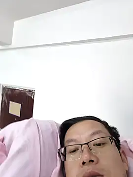 GG-0021 网络视讯表演