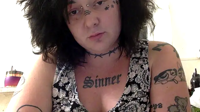 CurvyTrans2002 Show in webcam
