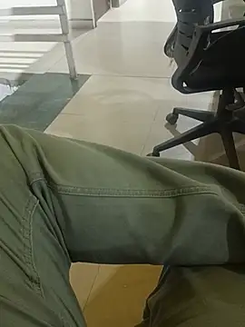 healthyguy175 webcam show