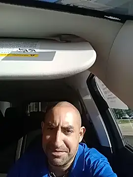 CumDumpPig83 webkamerás műsora