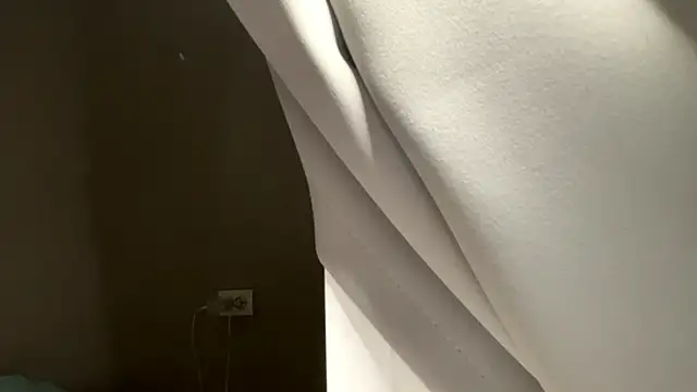 Staywithangel webcam show