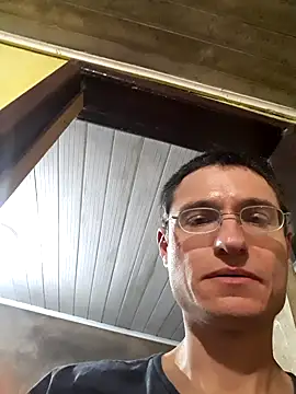 stuart_hermannn Webbikameraesitys