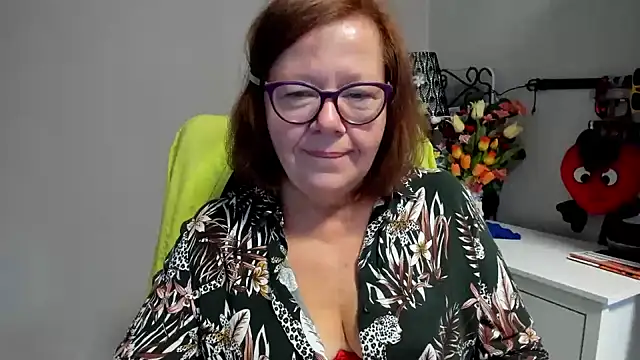 Adelewildx 网络视讯表演