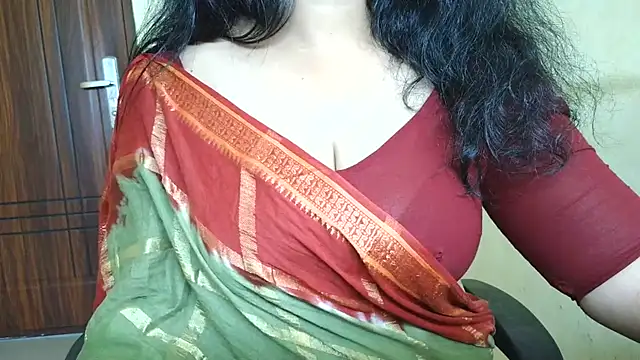 Mallu_MayaMadhav 网络视讯表演