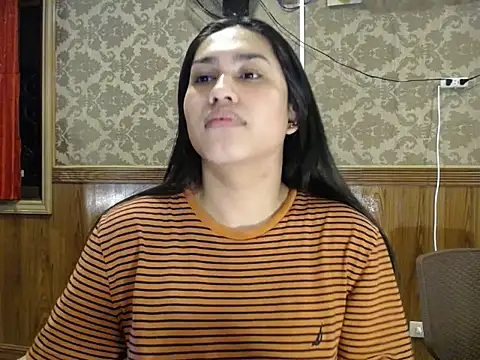 دردشة goddess_athena69 الجنسية المباشرة