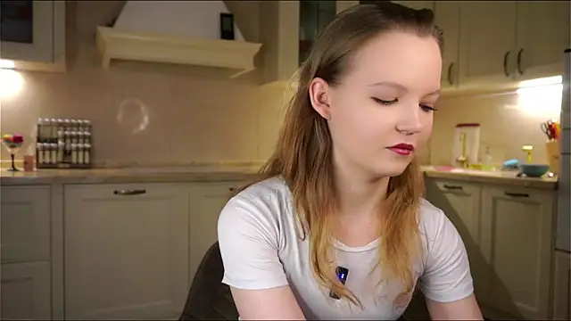 Chatroom XXX en direct de NaomiFess