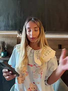 Ivy_Bae – Naživo XXX chat