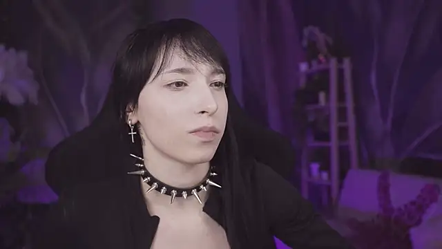 دردشة SeraphineSparda الجنسية المباشرة