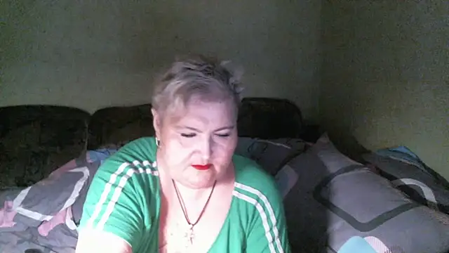 Lana555 Adlı Modelin Canlı XXX Sohbeti