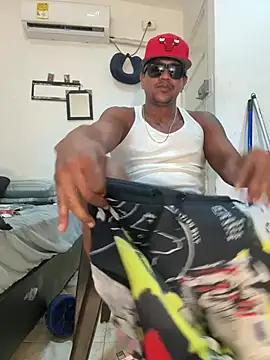 bigdick211292 লাইভ XXX চ্যাট