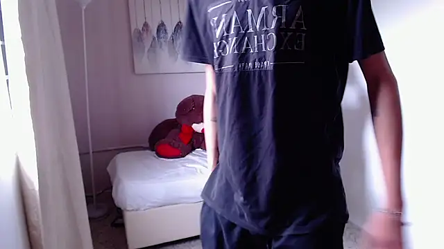 Chat +18 de YorYo_hot ao vivo