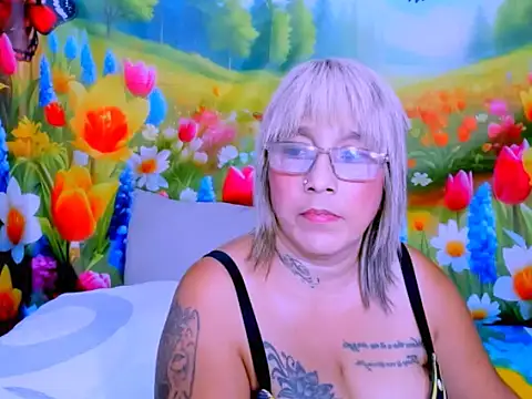 Chatroom XXX en direct de indianroxy