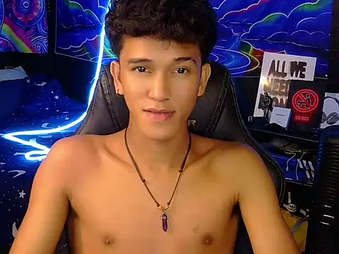 Sembang XXX Secara Langsung hugekenbigcock